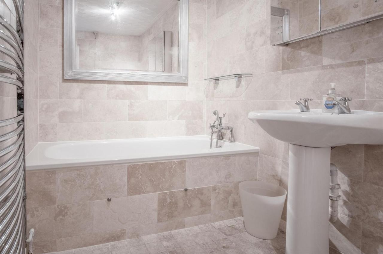 Captains Walk - 4 Bedroom Apartment - Saundersfoot Exteriér fotografie