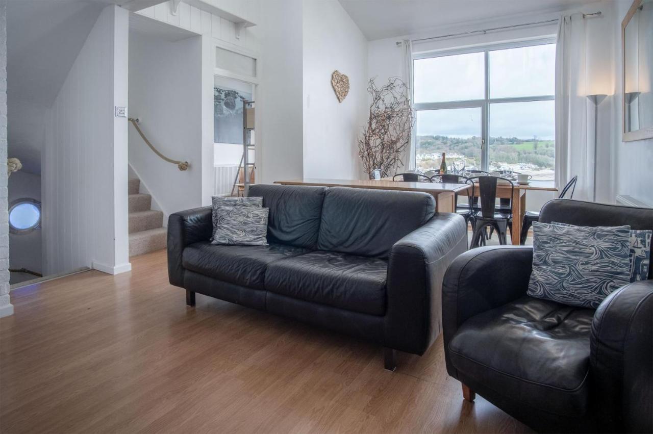 Captains Walk - 4 Bedroom Apartment - Saundersfoot Exteriér fotografie